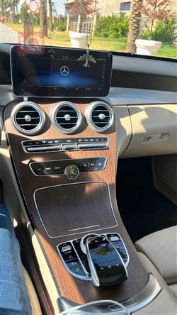 مرسيدس بنز C-Class